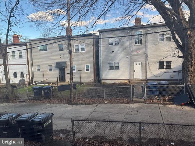 1620 17TH PL SE, Washington, DC 20020