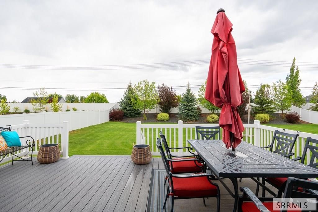 Image 3 of property listing at 5147 Adobe Drive, Idaho Falls, ID 83404
