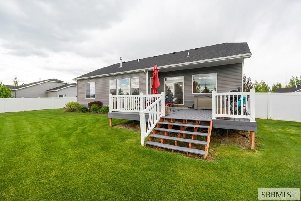 Image 4 of property listing at 5147 Adobe Drive, Idaho Falls, ID 83404