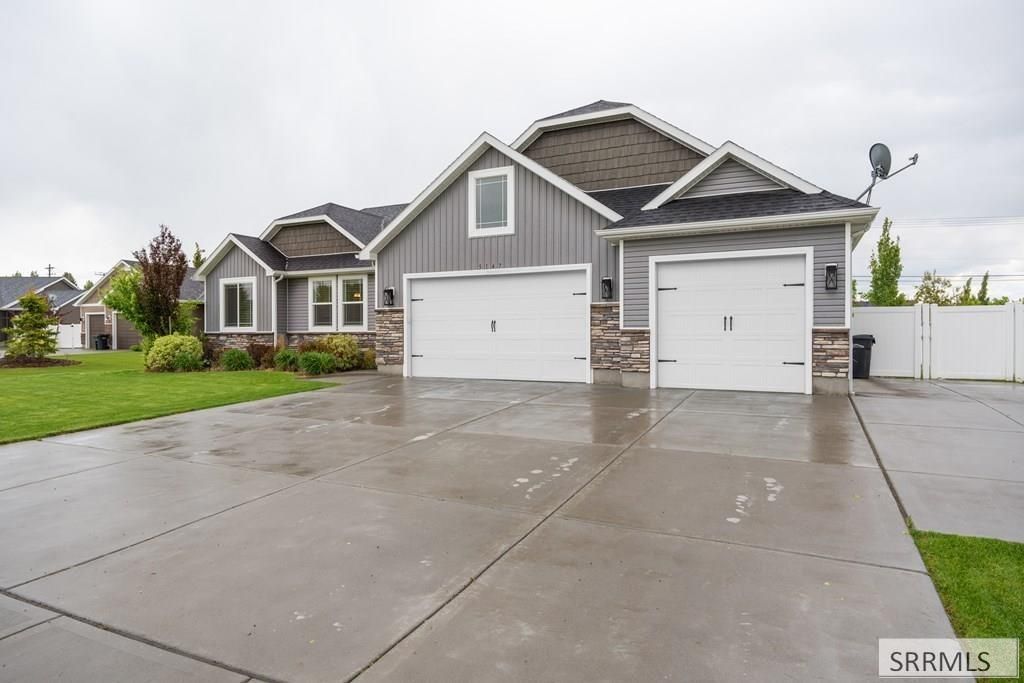 Image 9 of property listing at 5147 Adobe Drive, Idaho Falls, ID 83404