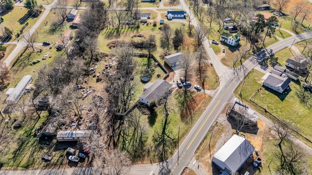 1508 Turnpike Road, Summertown, TN 38483