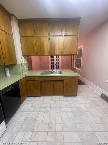 604 Union Street, Milford, MI 48381