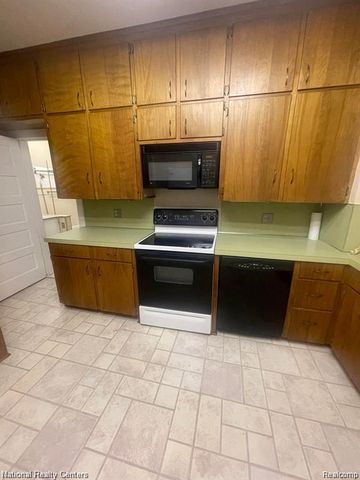 604 Union Street, Milford, MI 48381