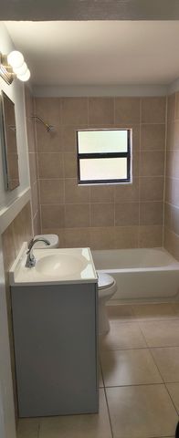 806 N 25th Street A, Fort Pierce, FL 34947