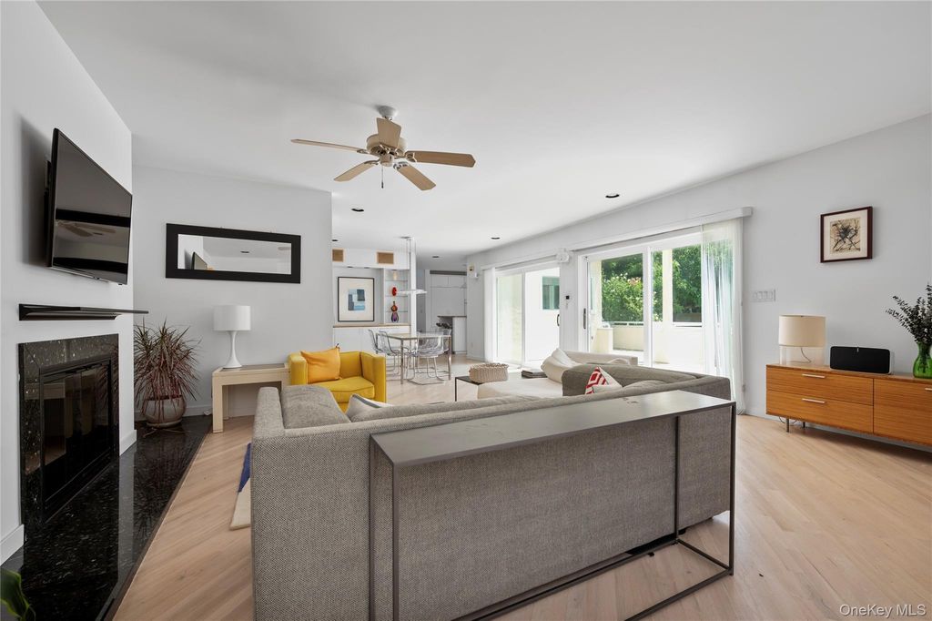 40 Fulton Avenue, Atlantic Beach, NY 11509 — photo 3