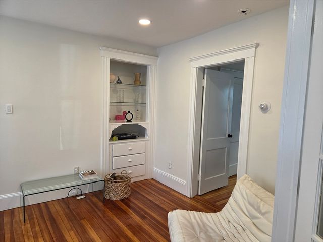 11 Prescott St 1, Salem, MA 01970
