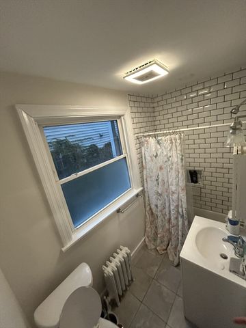 11 Prescott St 1, Salem, MA 01970