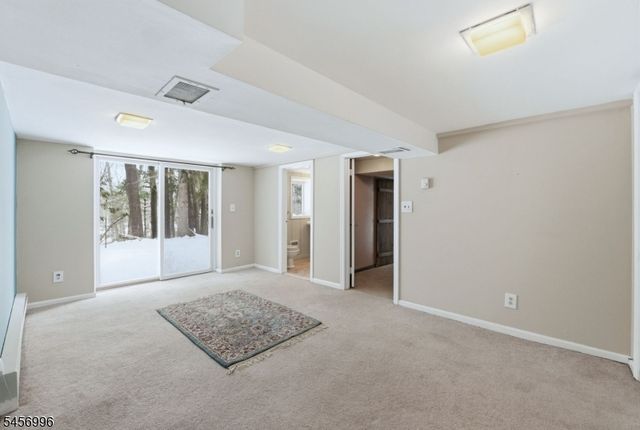 41 Summit Rd, Sparta Twp., NJ 07871