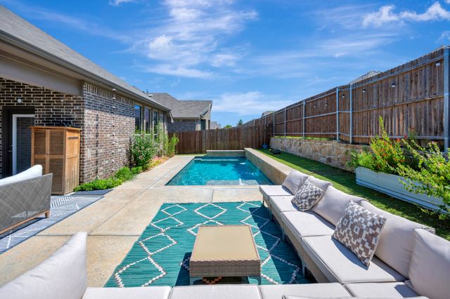 6149 Cobbetts Pond Lane, Fort Worth, TX 76179