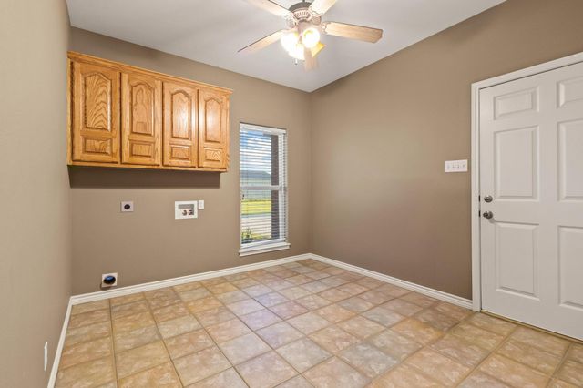 5025 Old Town Road, Whitesboro, TX 76273