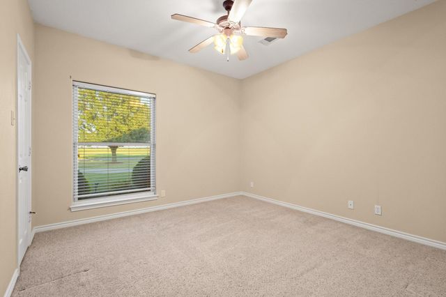 5025 Old Town Road, Whitesboro, TX 76273