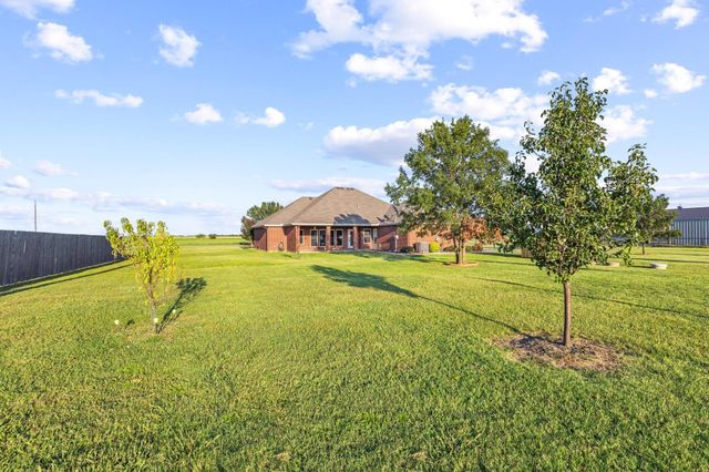 5025 Old Town Road, Whitesboro, TX 76273