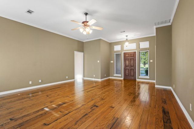 5025 Old Town Road, Whitesboro, TX 76273