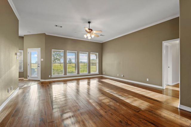 5025 Old Town Road, Whitesboro, TX 76273