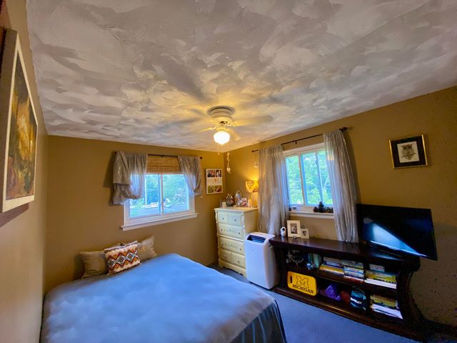 9070 Walnut Drive, Whitmore Lake, MI 48189