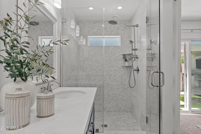 4724 N 36TH Street, Phoenix, AZ 85018