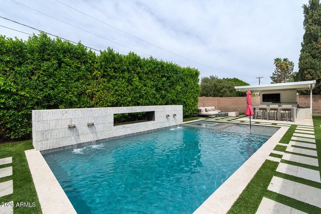 4724 N 36TH Street, Phoenix, AZ 85018