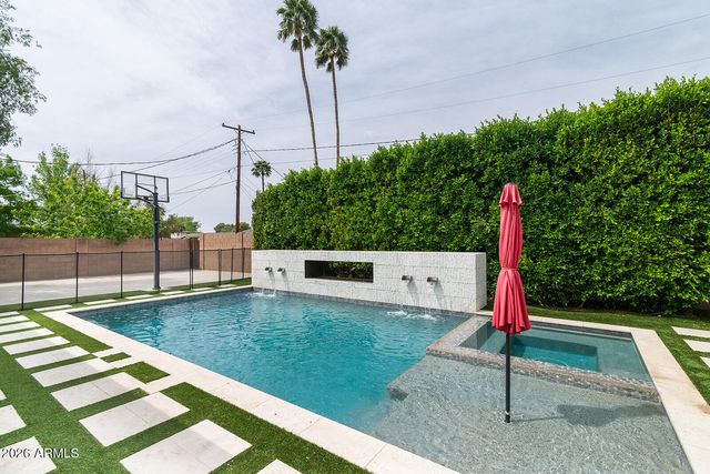 4724 N 36TH Street, Phoenix, AZ 85018