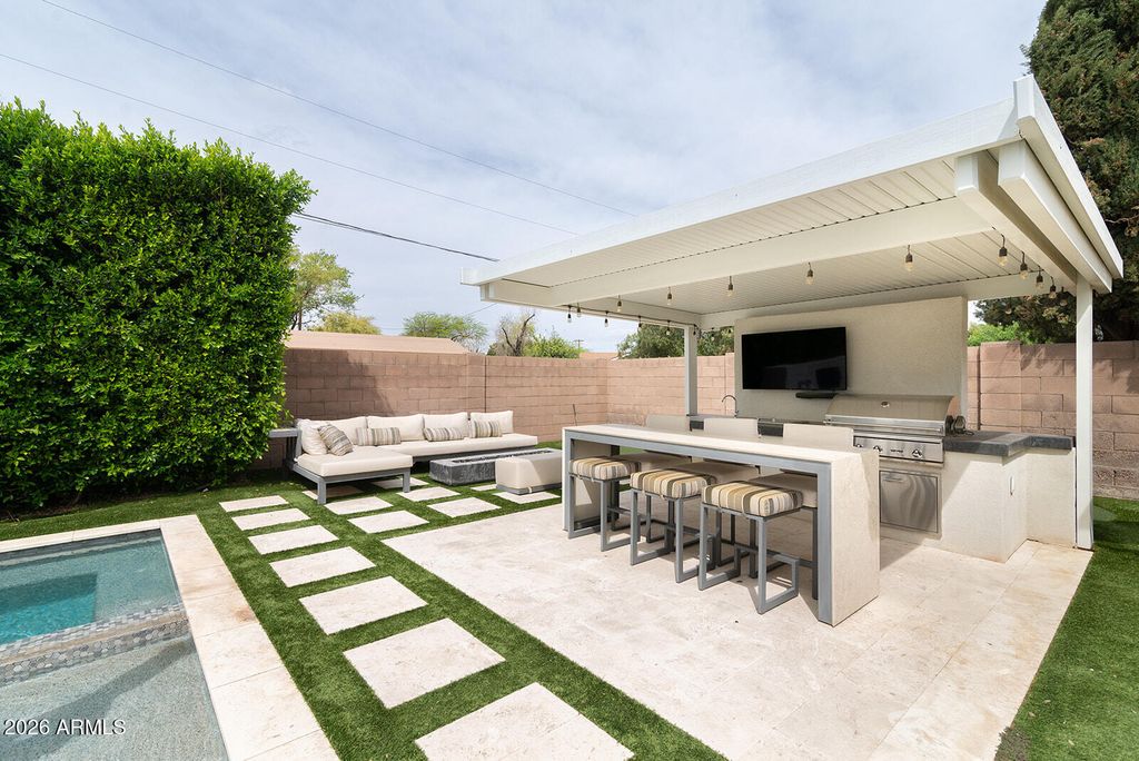 Image 8 of property listing at 4724 N 36TH Street, Phoenix, AZ 85018