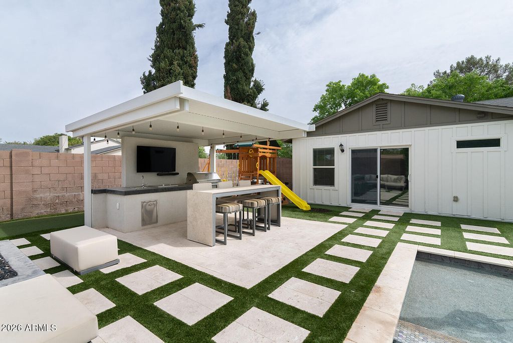 Image 9 of property listing at 4724 N 36TH Street, Phoenix, AZ 85018