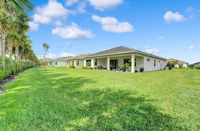 5364 Siesta Key Lane, Loxahatchee, FL 33470