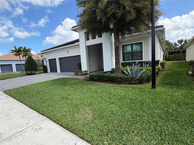 5364 Siesta Key Lane, Loxahatchee, FL 33470