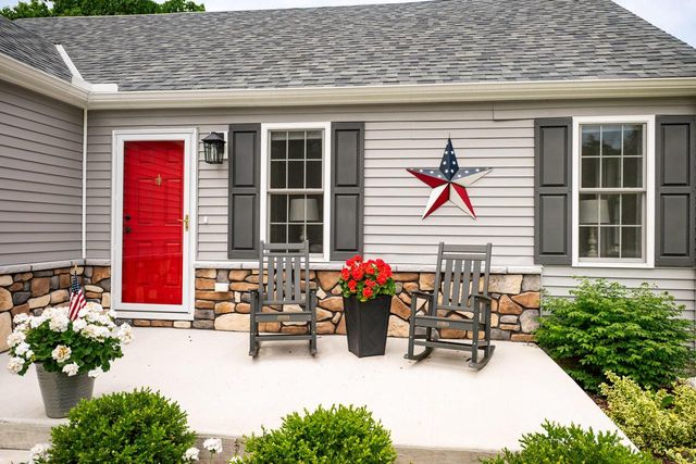 2126 N Emmertsen ROAD, Mount Pleasant, WI 53406