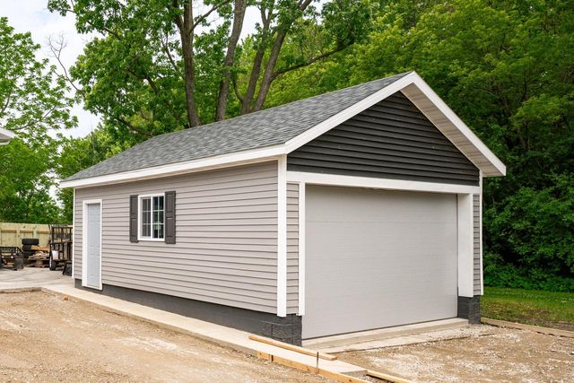 2126 N Emmertsen ROAD, Mount Pleasant, WI 53406