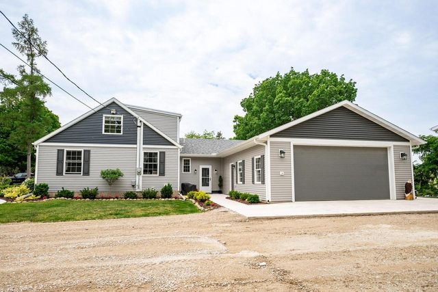 2126 N Emmertsen ROAD, Mount Pleasant, WI 53406