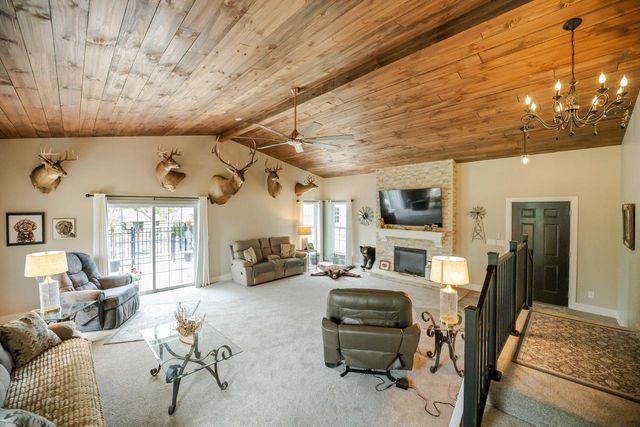 2126 N Emmertsen ROAD, Mount Pleasant, WI 53406