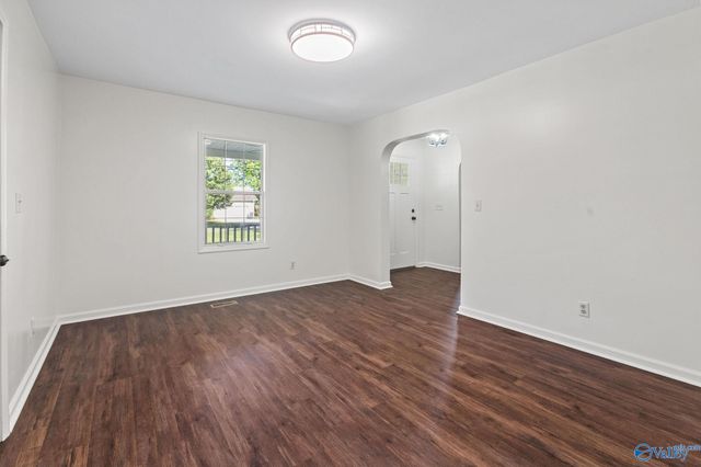 1123 Larry Street, Glencoe, AL 35905