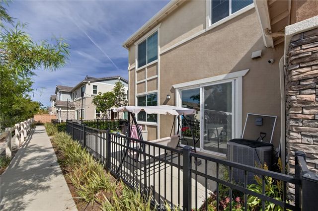 16502 Casa Grande Avenue 356, Fontana, CA 92336