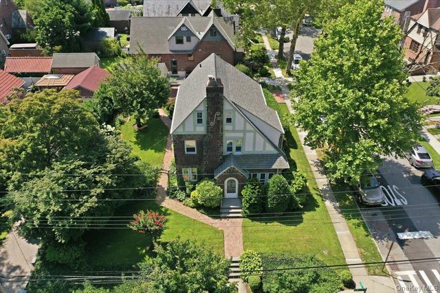 159-02 28th Avenue, Flushing, NY 11358