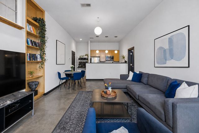 926 Woodland St Unit 105, Nashville, TN 37206