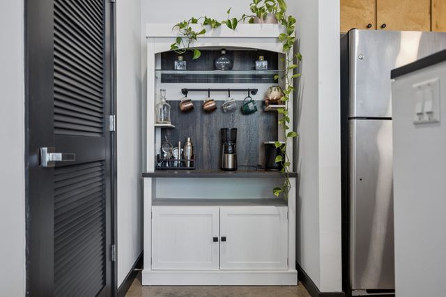 926 Woodland St Unit 105, Nashville, TN 37206