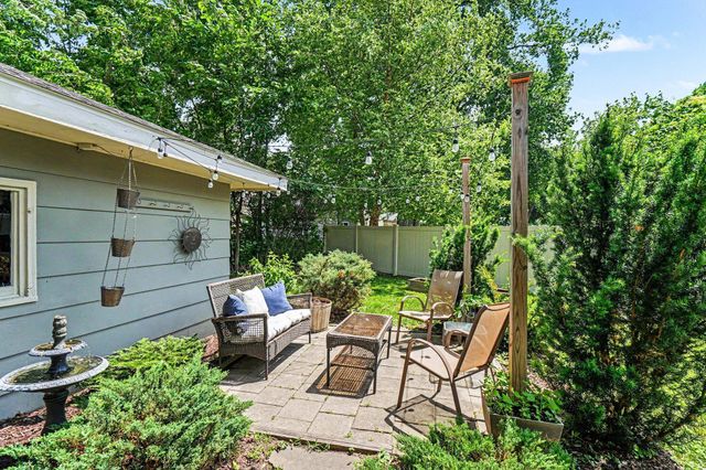 531 Locust Street, Chaska, MN 55318