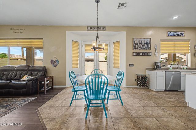 738 E SCORPIO Place, Chandler, AZ 85249