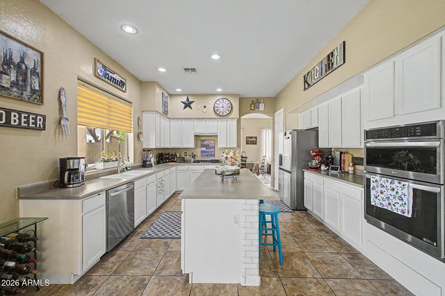 738 E SCORPIO Place, Chandler, AZ 85249
