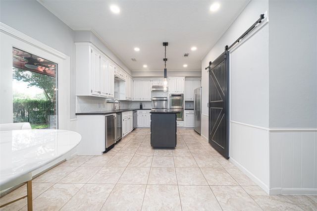 3014 La Quinta Drive, Missouri City, TX 77459