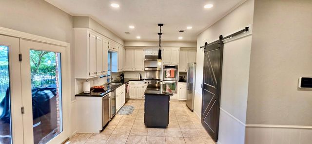 3014 La Quinta Drive, Missouri City, TX 77459