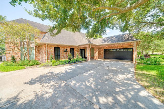 3014 La Quinta Drive, Missouri City, TX 77459