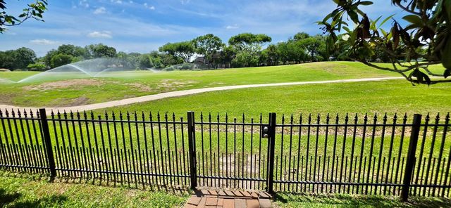 3014 La Quinta Drive, Missouri City, TX 77459