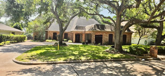 3014 La Quinta Drive, Missouri City, TX 77459
