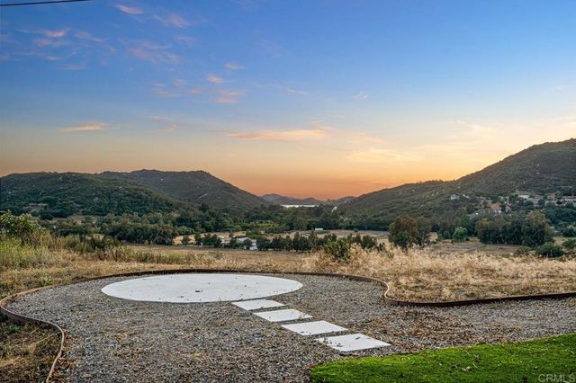 89 Bear Valley Heights Road, Escondido, CA 92027