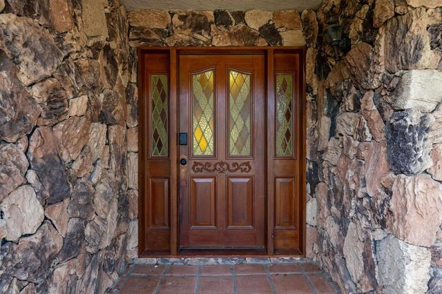 89 Bear Valley Heights Road, Escondido, CA 92027