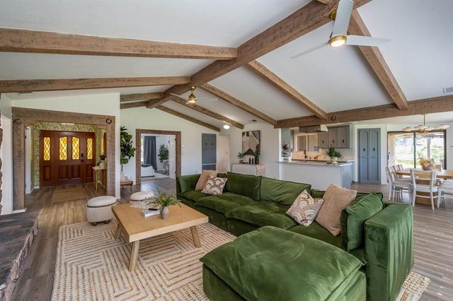 89 Bear Valley Heights Road, Escondido, CA 92027