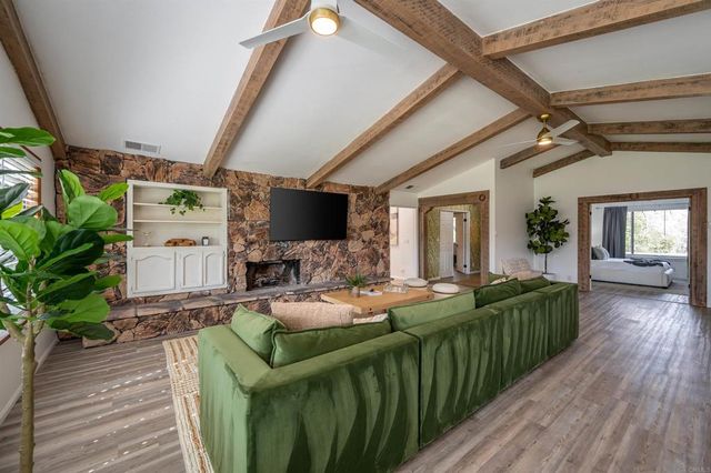 89 Bear Valley Heights Road, Escondido, CA 92027
