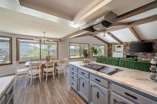 89 Bear Valley Heights Road, Escondido, CA 92027