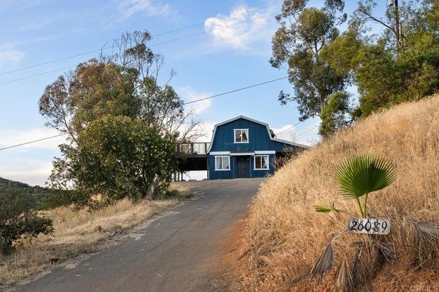 89 Bear Valley Heights Road, Escondido, CA 92027