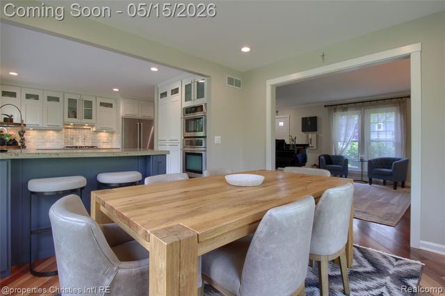 19727 Scenic Harbour Drive, Northville, MI 48167